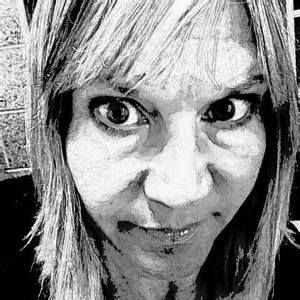 Meet your Posher, Deborah